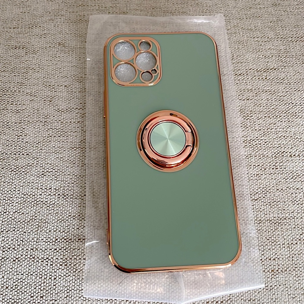 Apple iPhone 12 /12 pro apple green soft green handle new in bag NWT